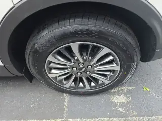Lincoln Nautilus 2023 Standard 4dr SUV