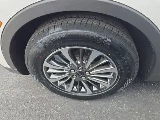 Lincoln Nautilus 2023 Standard 4dr SUV