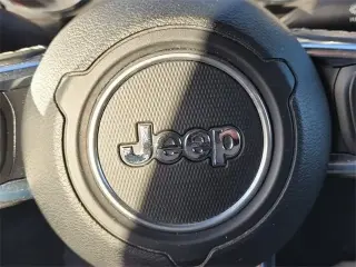 Jeep Gladiator 2020 4x4 Sport 4dr Crew Cab 5.0 ft. SB