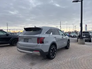 2025 Kia Sorento SX