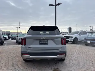 2025 Kia Sorento SX