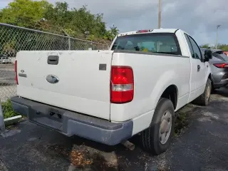 Ford F-150 2007 STX 2dr Regular Cab Styleside 6.5 ft. SB