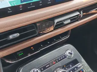 Lincoln Nautilus 2022 Reserve 4dr SUV