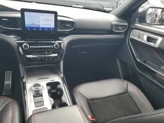 Ford Explorer 2023 ST-Line 4dr SUV