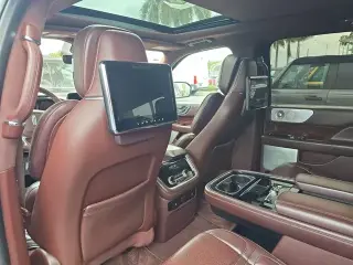 Lincoln Navigator L 2018 4x4 Black Label 4dr SUV