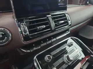 Lincoln Navigator L 2018 4x4 Black Label 4dr SUV