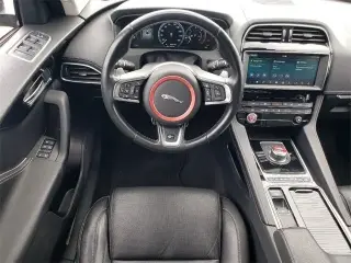 Jaguar F-PACE 2018 AWD 20d R-Sport 4dr SUV