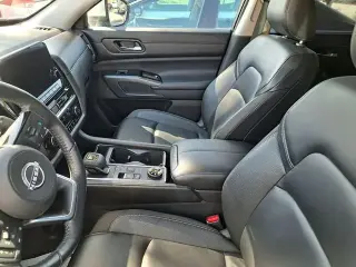 Nissan Pathfinder 2024 AWD SL 4dr SUV