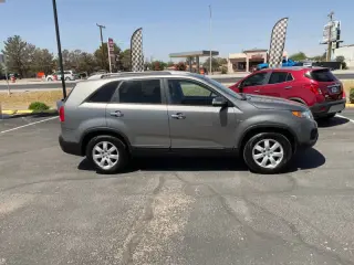 2012 Kia Sorento LX