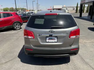 2012 Kia Sorento LX