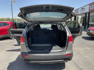 2012 Kia Sorento LX