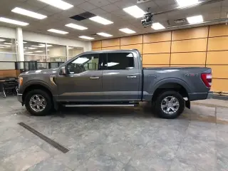 Ford F-150 2021 4x4 Lariat 4dr SuperCrew 5.5 ft. SB