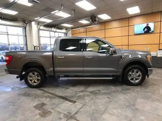 Ford F-150 2021 4x4 Lariat 4dr SuperCrew 5.5 ft. SB