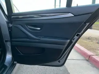 2011 BMW 5 Series 528i