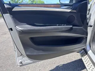 2010 BMW X5 xDrive30i