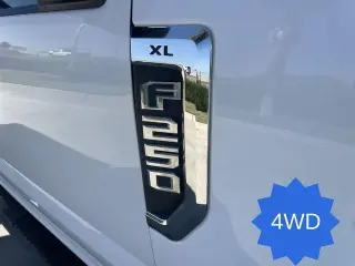 Ford F-250 Super Duty 2022 4x4 XL 4dr Crew Cab 6.8 ft. SB Pickup