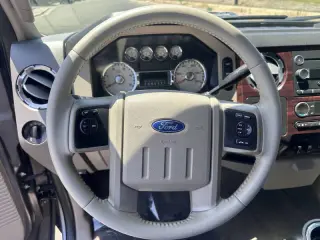 2009 Ford F-250 Super Duty Lariat