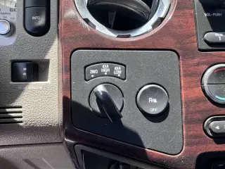 2009 Ford F-250 Super Duty Lariat
