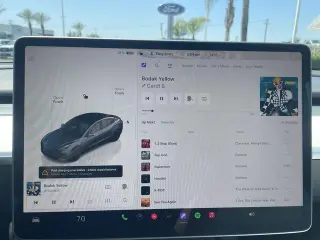 Tesla Model 3 2023 AWD Performance 4dr Sedan