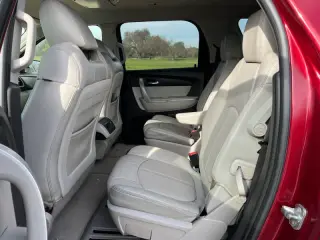2011 GMC Acadia SLT-1