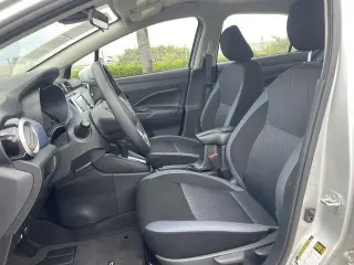 Nissan Versa 2025 SV 4dr Sedan