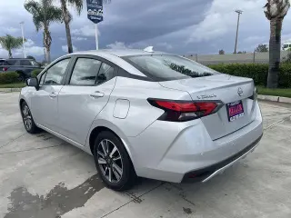 Nissan Versa 2025 SV 4dr Sedan