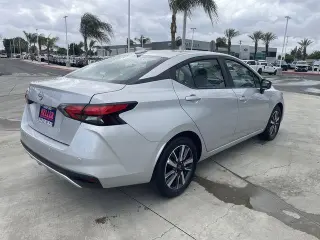 Nissan Versa 2025 SV 4dr Sedan