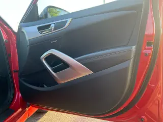 2014 Hyundai Veloster