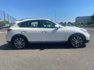 2016 Infiniti QX50