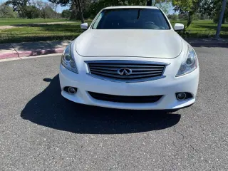 2015 Infiniti Q40