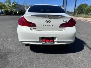 2015 Infiniti Q40