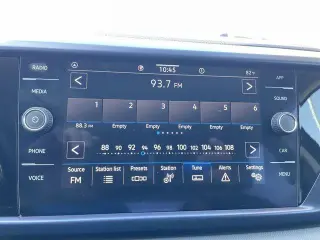 Volkswagen Taos 2022 SE 4dr SUV