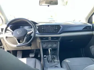 Volkswagen Taos 2022 SE 4dr SUV