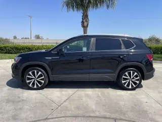 Volkswagen Taos 2022 SE 4dr SUV