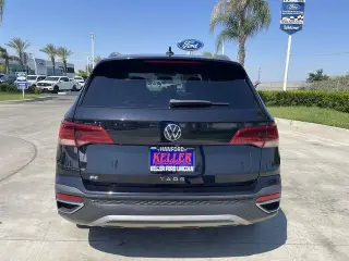 Volkswagen Taos 2022 SE 4dr SUV