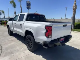 Chevrolet Colorado 2025 4x2 Work Truck 4dr Crew Cab 5 ft. SB