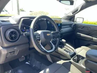 Chevrolet Colorado 2025 4x2 Work Truck 4dr Crew Cab 5 ft. SB