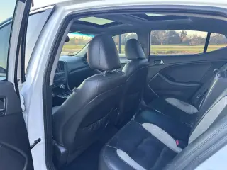 2012 Kia Optima SX Turbo