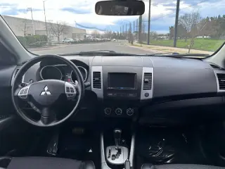 2011 Mitsubishi Outlander SE