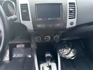 2011 Mitsubishi Outlander SE