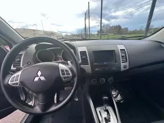 2011 Mitsubishi Outlander SE