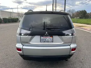 2011 Mitsubishi Outlander SE