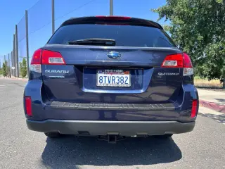 2012 Subaru Outback 2.5i Premium