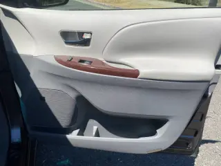 2011 Toyota Sienna Limited 7-Passenger