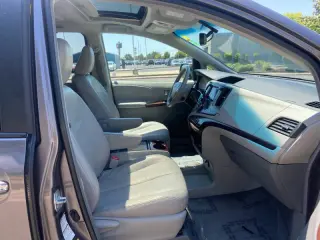 2011 Toyota Sienna Limited 7-Passenger