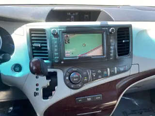 2011 Toyota Sienna Limited 7-Passenger