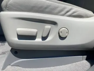 2011 Toyota Sienna Limited 7-Passenger