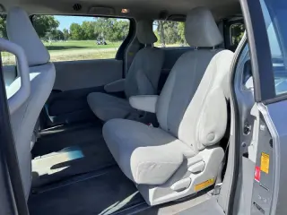 2013 Toyota Sienna L 7-Passenger