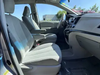 2013 Toyota Sienna L 7-Passenger