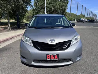 2013 Toyota Sienna L 7-Passenger
